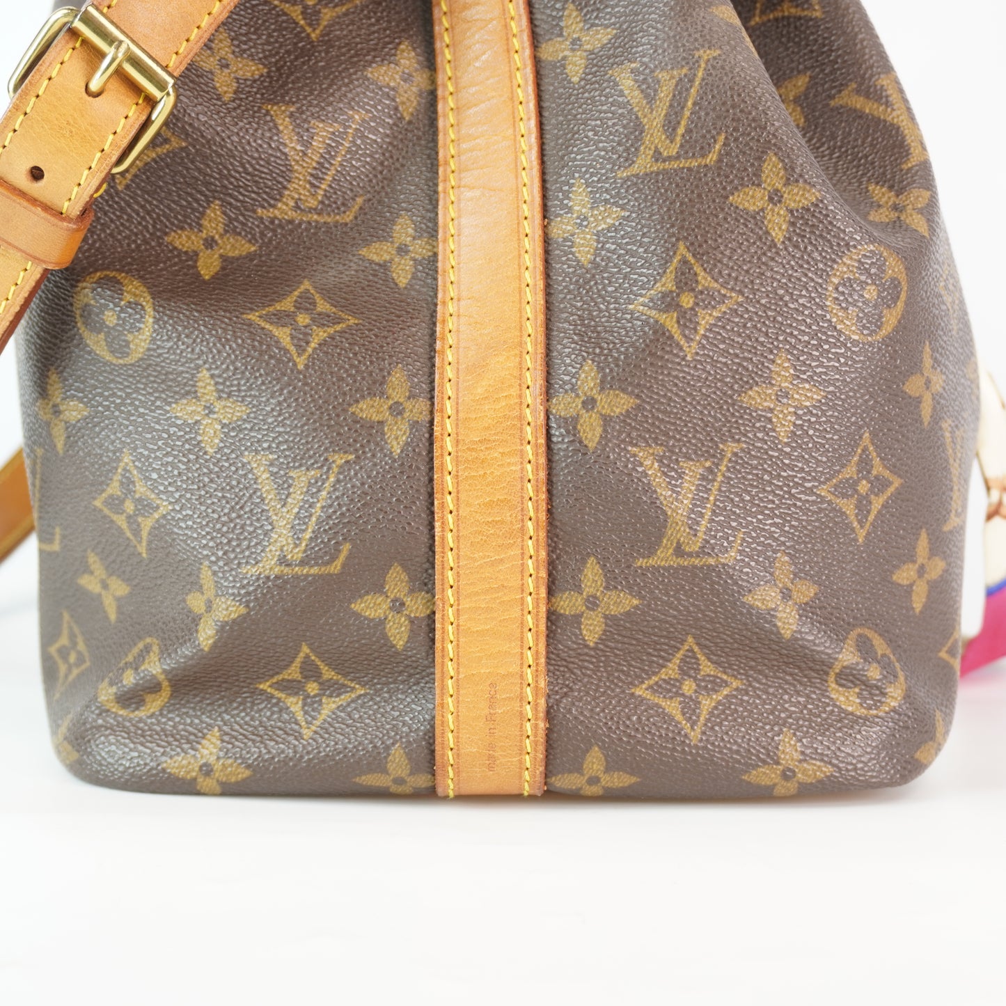 Louis Vuitton	Neo Classic Bucket Bag GHW Medium