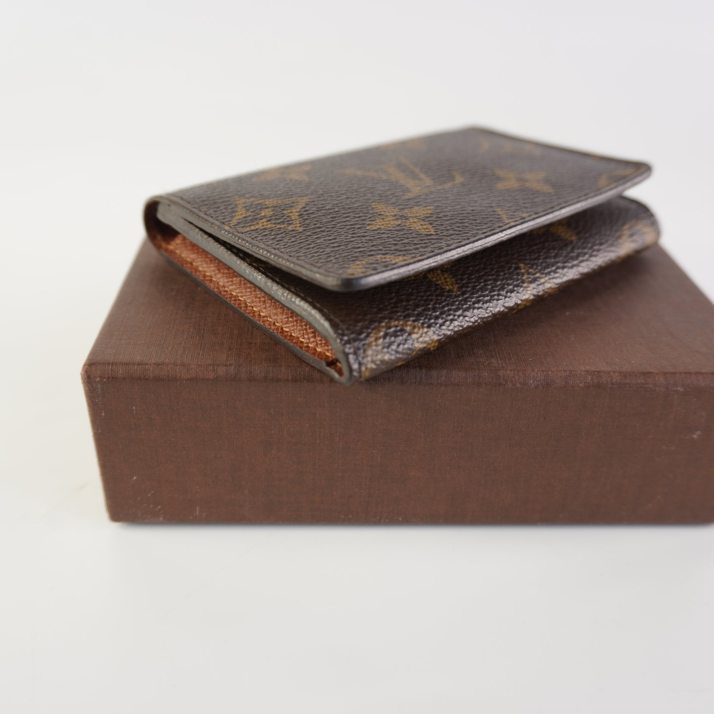 Louis Vuitton	Wallet Monogram