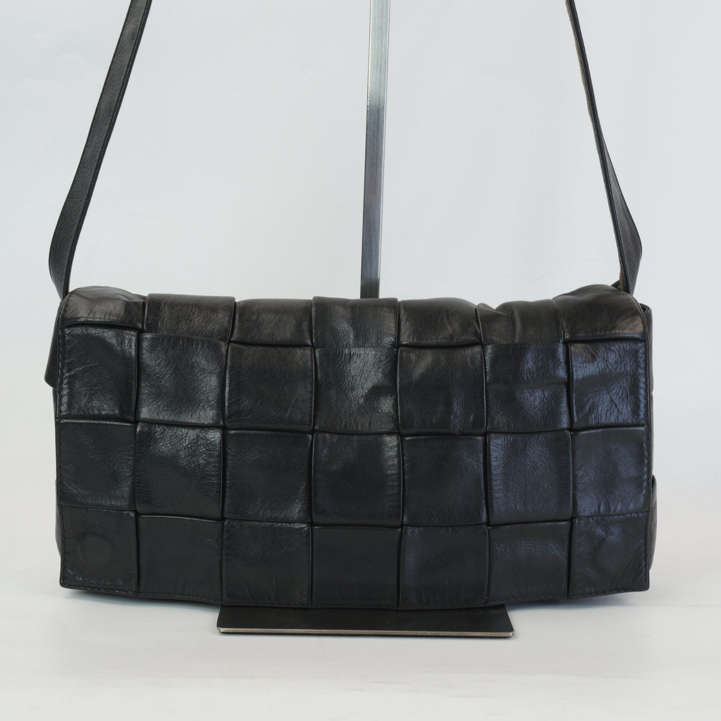 Bottega Veneta Black Intreciato Leather Cassete Bag