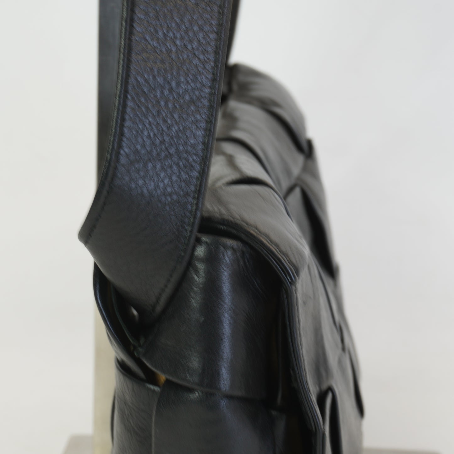 Bottega Veneta Black Intreciato Leather Cassete Bag