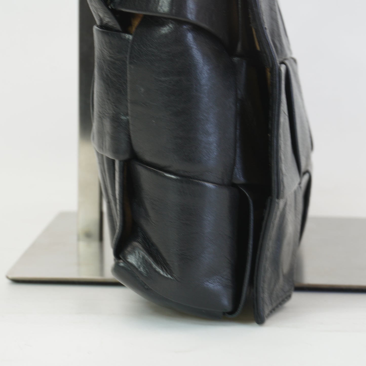 Bottega Veneta Black Intreciato Leather Cassete Bag