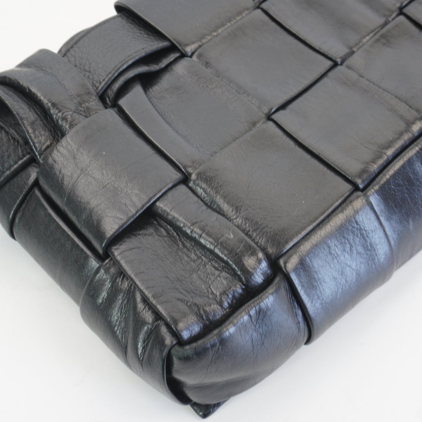 Bottega Veneta Black Intreciato Leather Cassete Bag