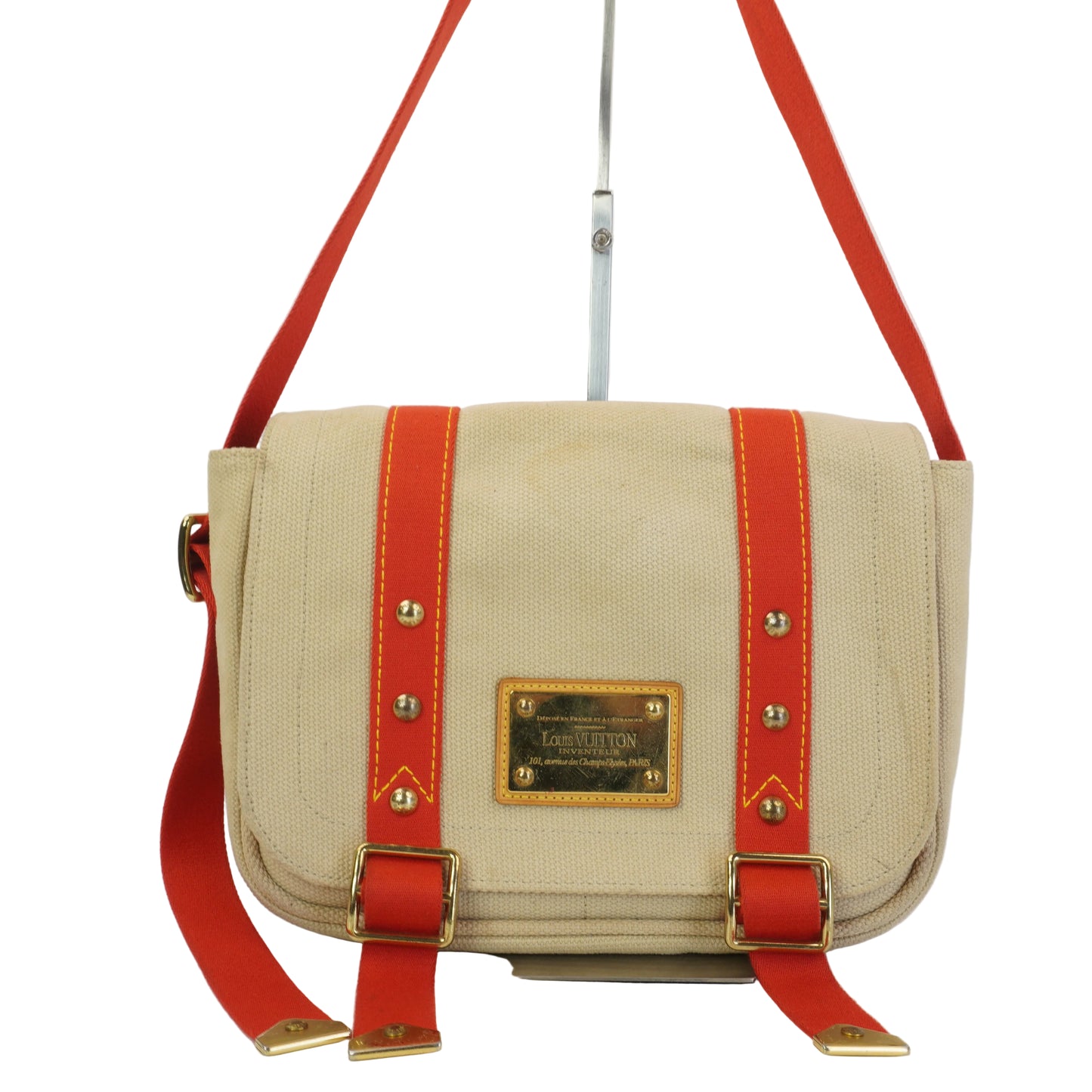 Louis Vuitton	Antigua Buzas PM Messenger Bag GHW Medium
