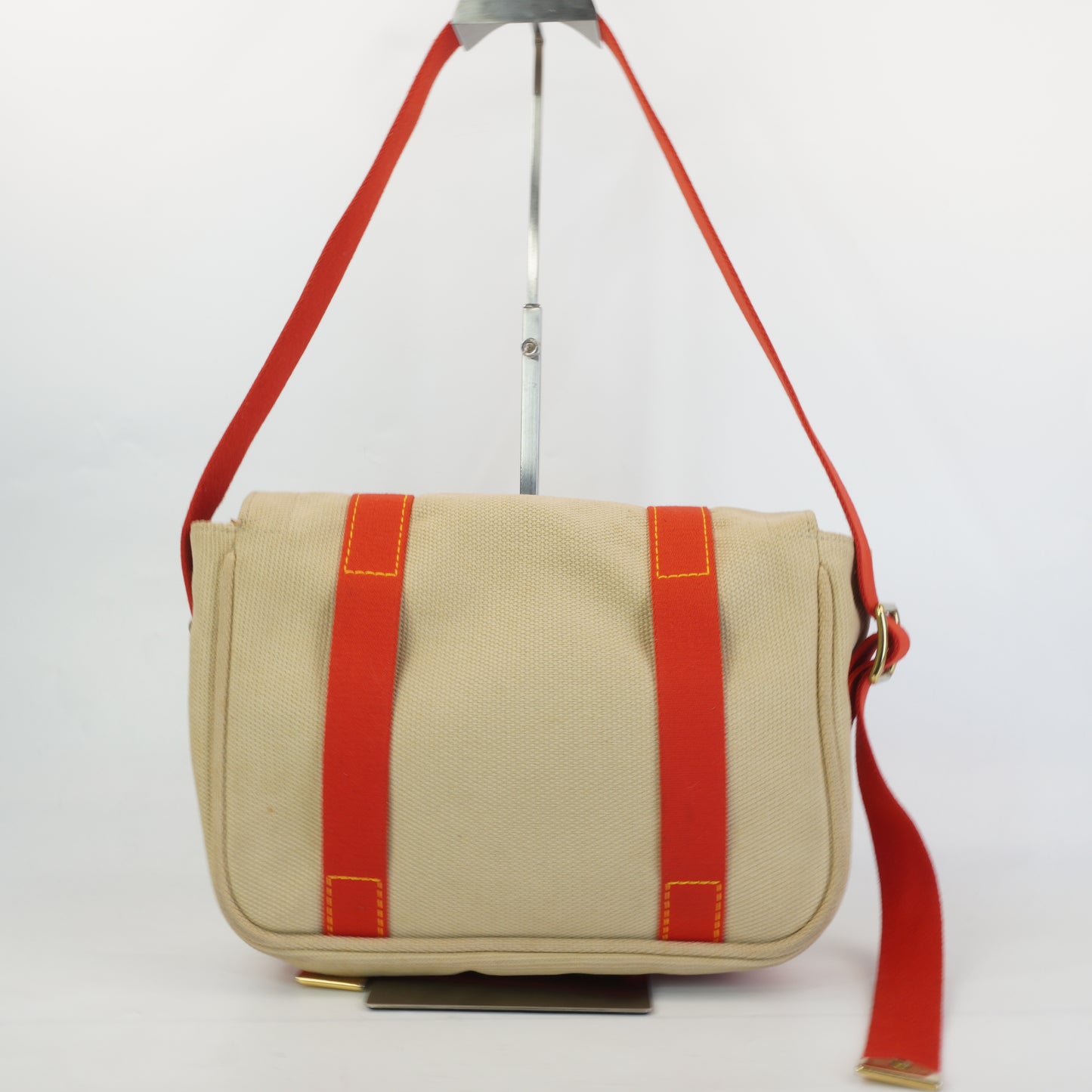 Louis Vuitton	Antigua Buzas PM Messenger Bag GHW Medium