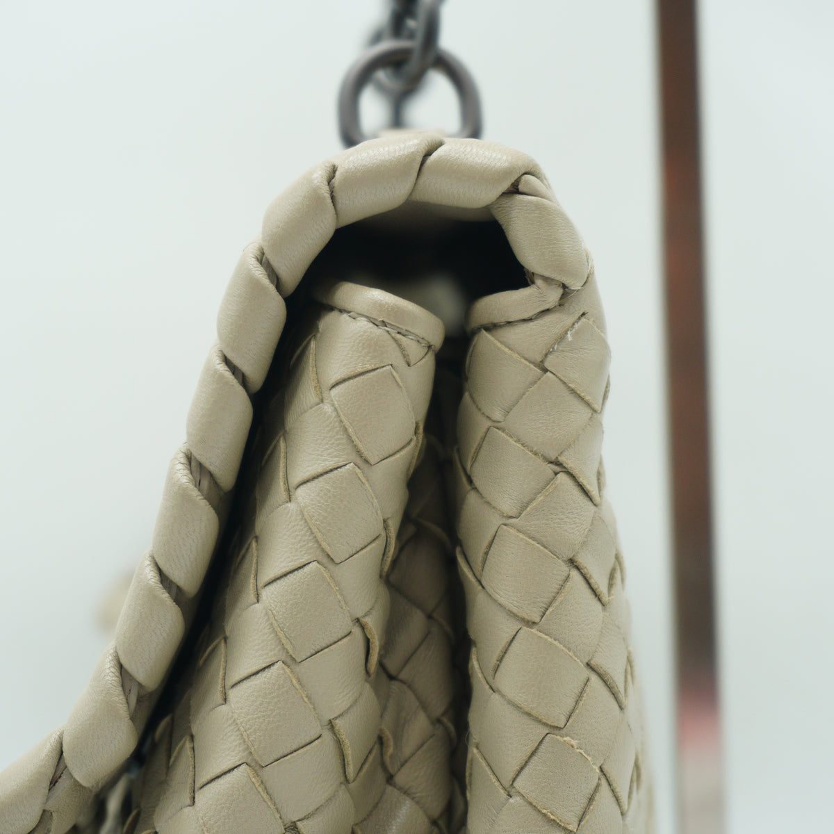 Bottega Veneta Intrecciato Leather clutch Flap shoulder bag medium light grey BHW