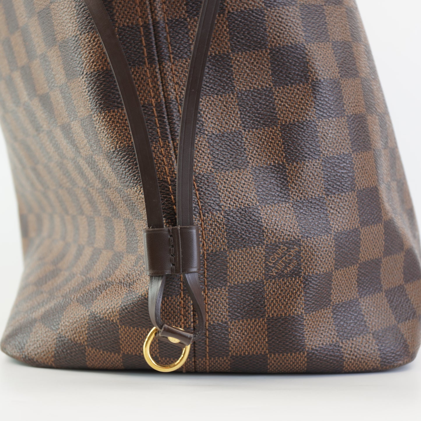 Louis Vuitton	Neverfull DE GM