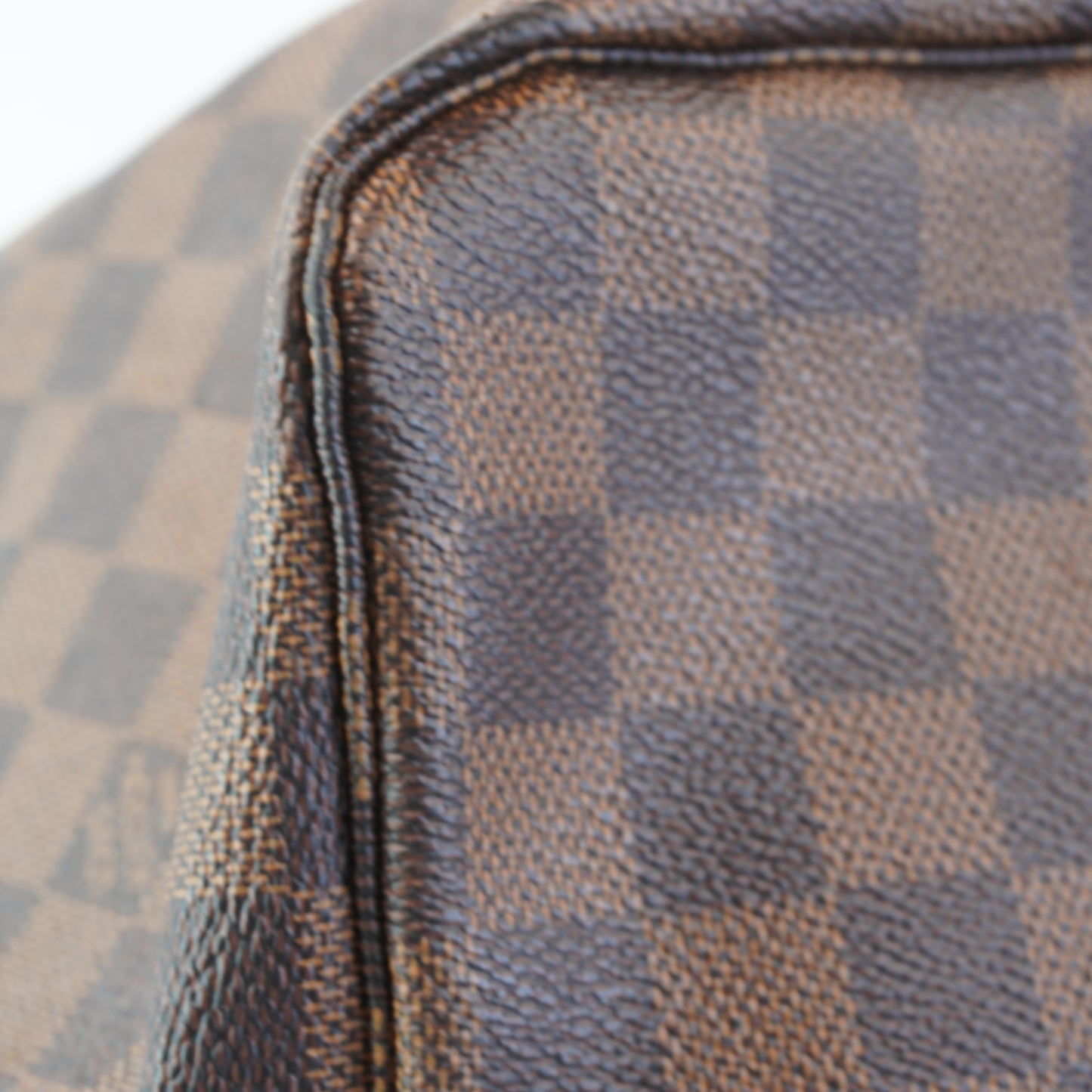 Louis Vuitton	Neverfull DE GM