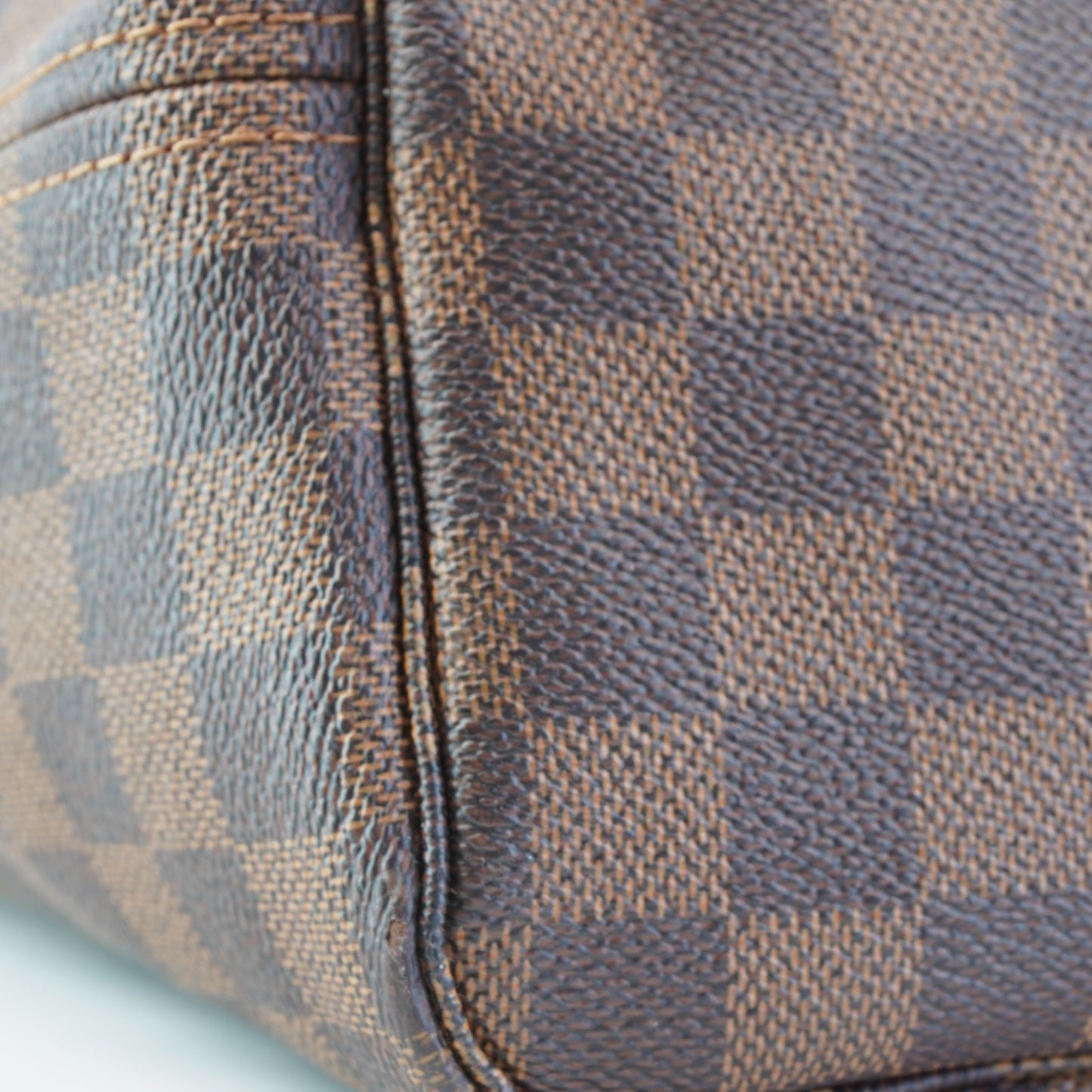 Louis Vuitton	Neverfull DE GM