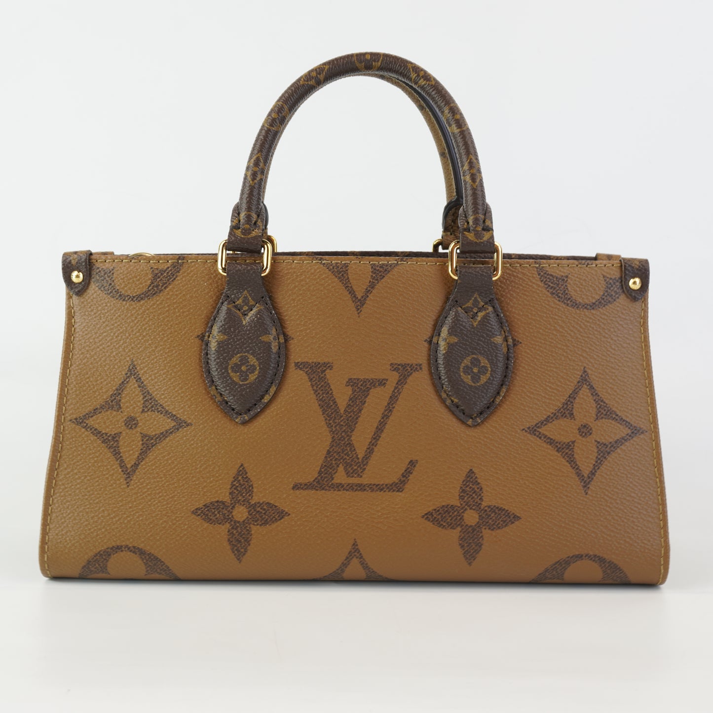 Louis Vuitton	On the Go Eastwest