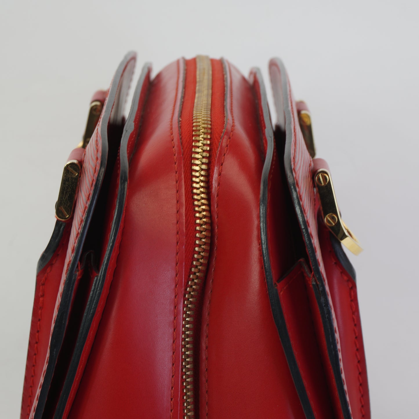 Louis Vuitton	Red Epi Pont Neuf GHW Small