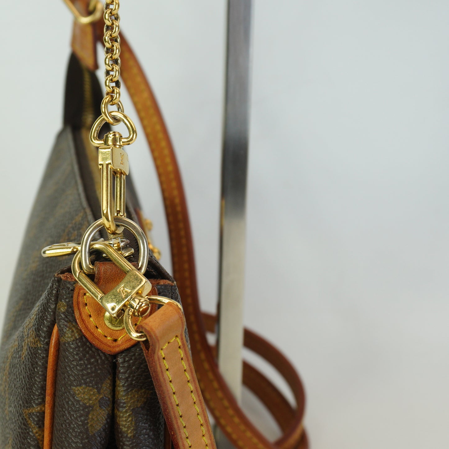 Louis Vuitton	Eva Clutch Monogram  Small GHW
