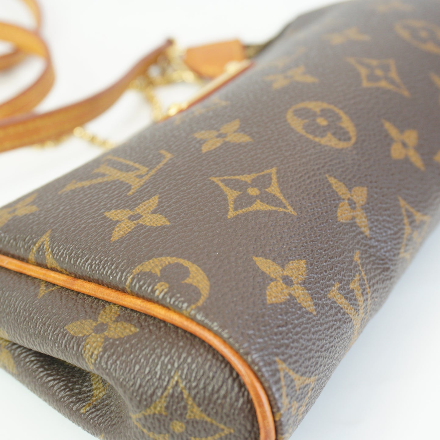 Louis Vuitton	Eva Clutch Monogram  Small GHW