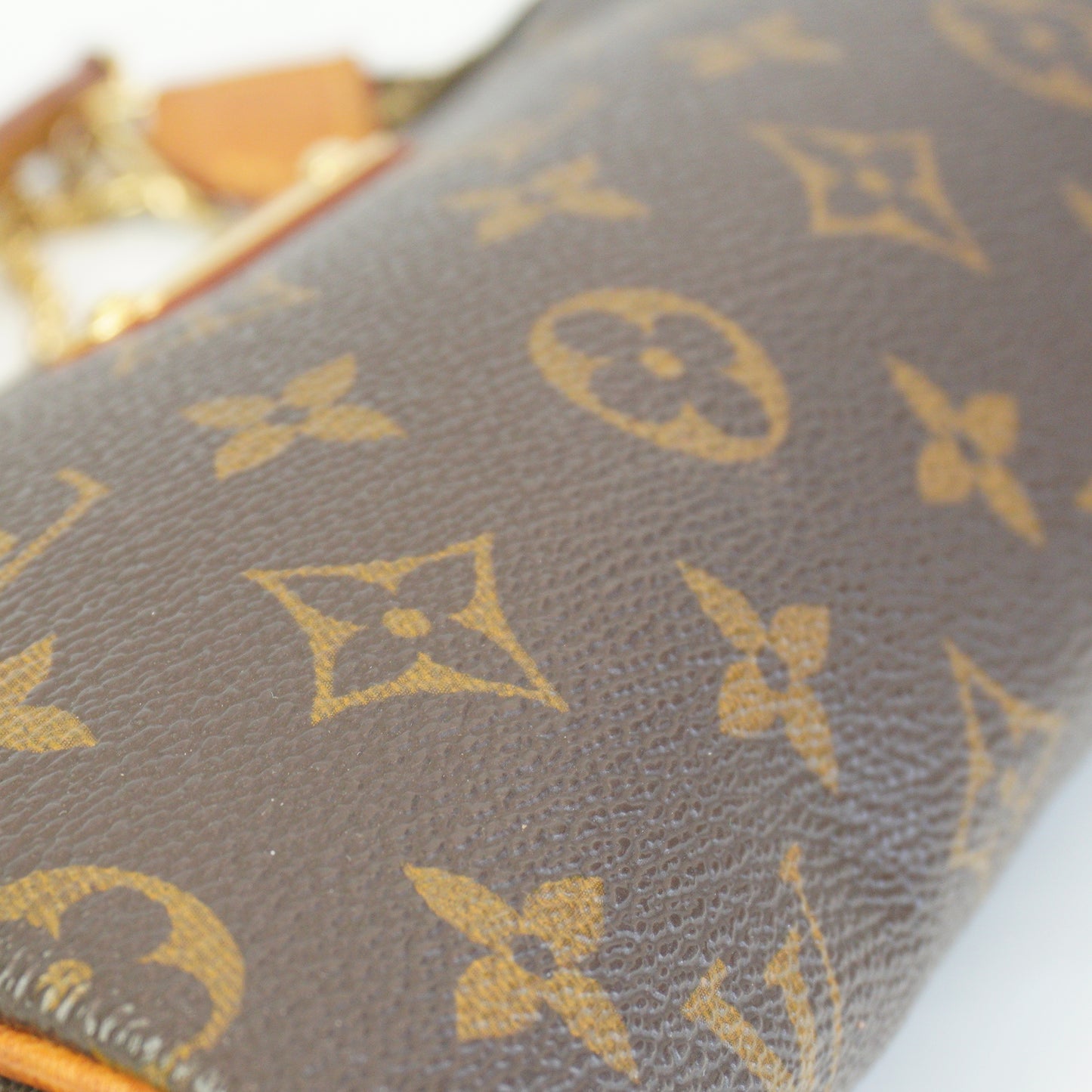 Louis Vuitton	Eva Clutch Monogram  Small GHW
