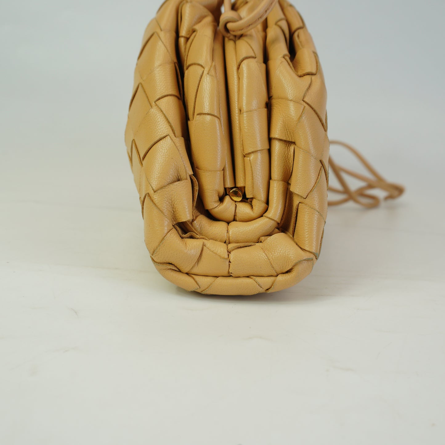 Bottega Veneta The mini  Pouch beige GHW