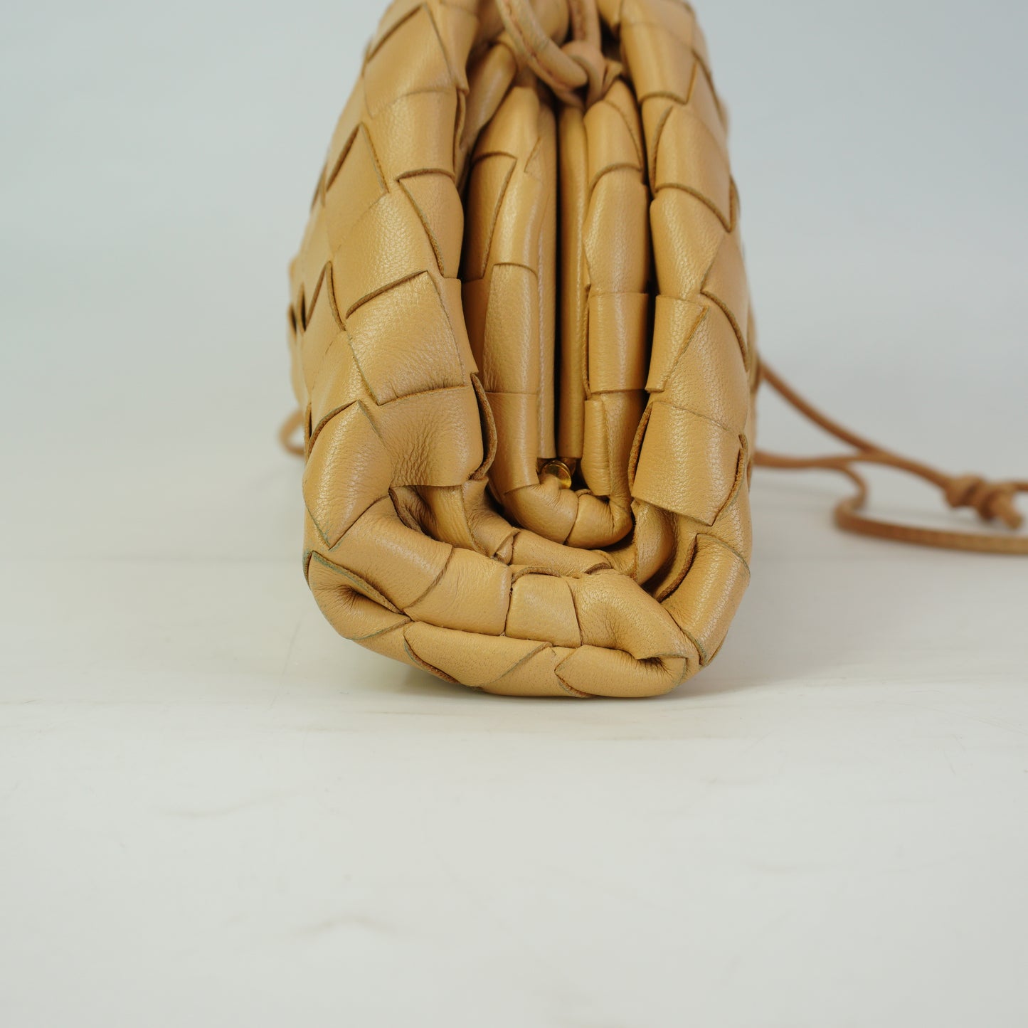 Bottega Veneta The mini  Pouch beige GHW