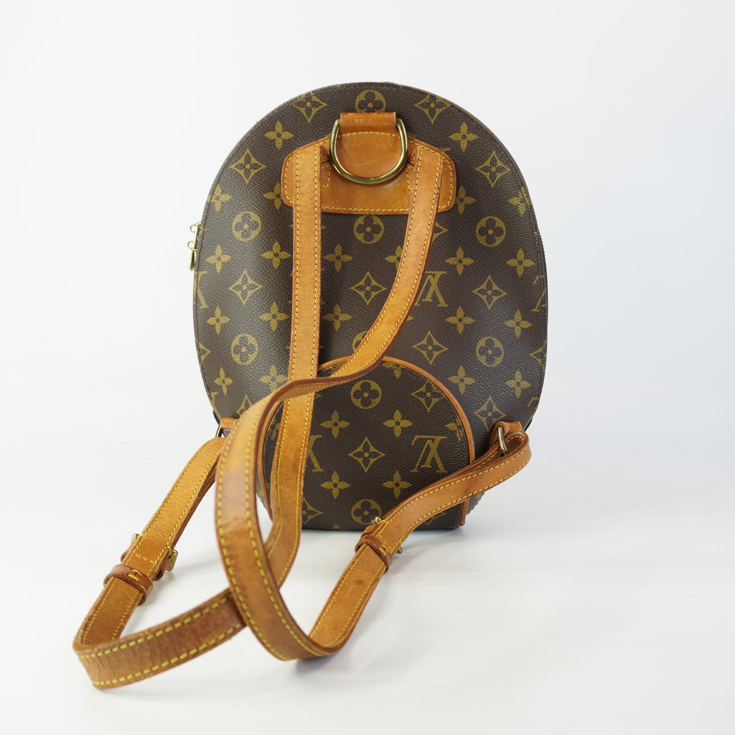 Louis Vuitton	Monogram Canvas