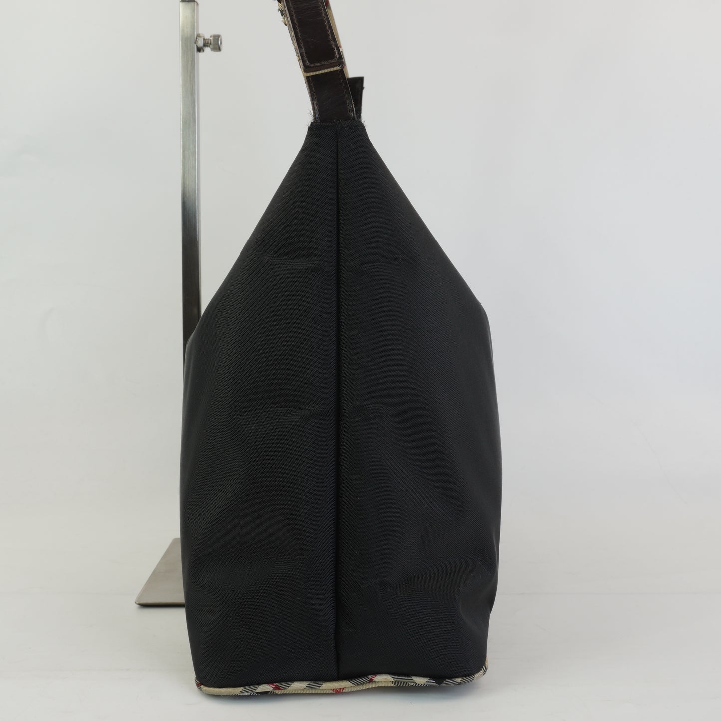 Burberry	Pre-Owned Shoulder Bag SHW Large