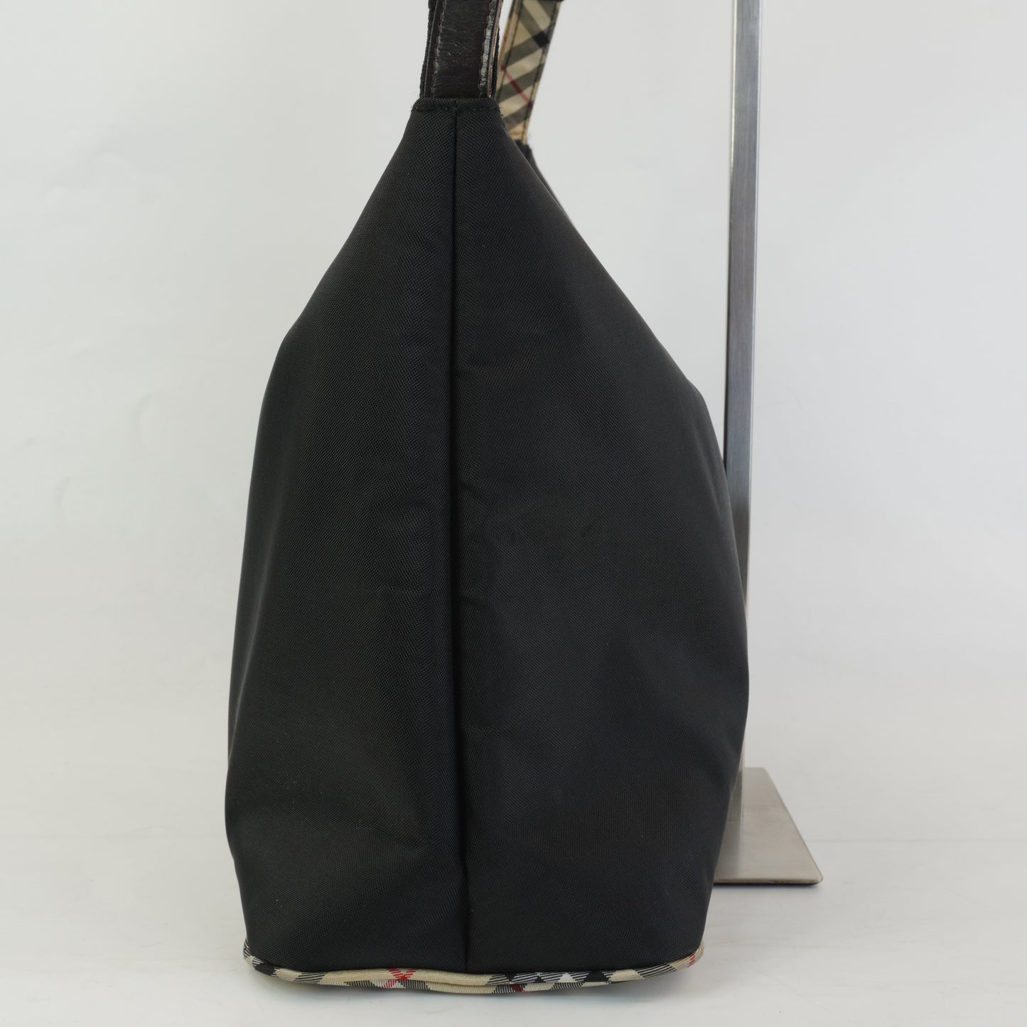 Burberry	Pre-Owned Shoulder Bag SHW Large
