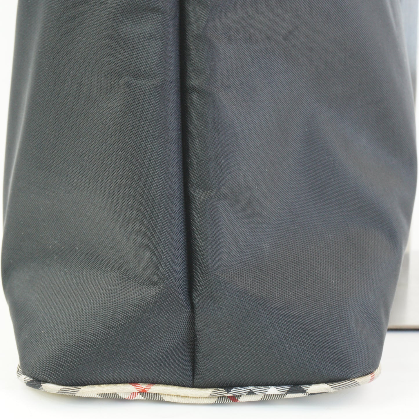 Burberry	Pre-Owned Shoulder Bag SHW Large