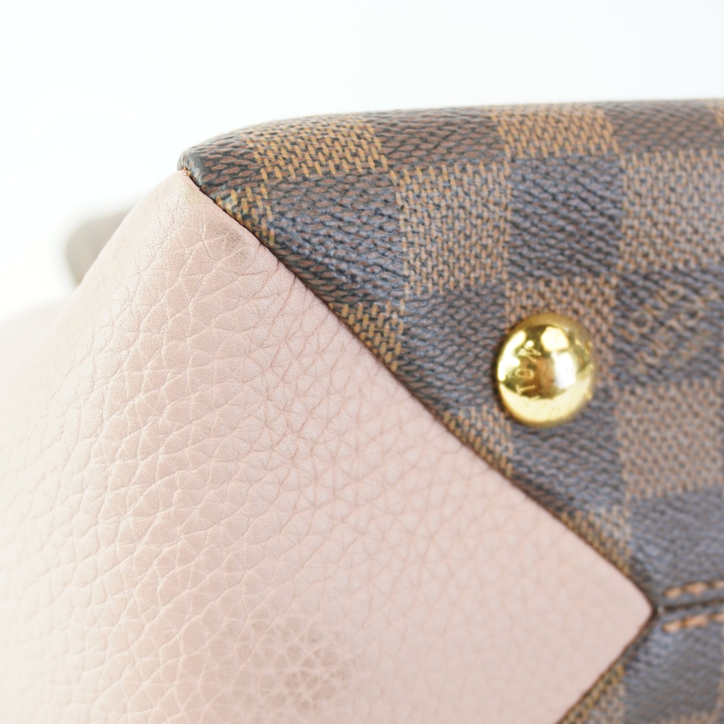 Louis Vuitton	Brittany Pink/Mono