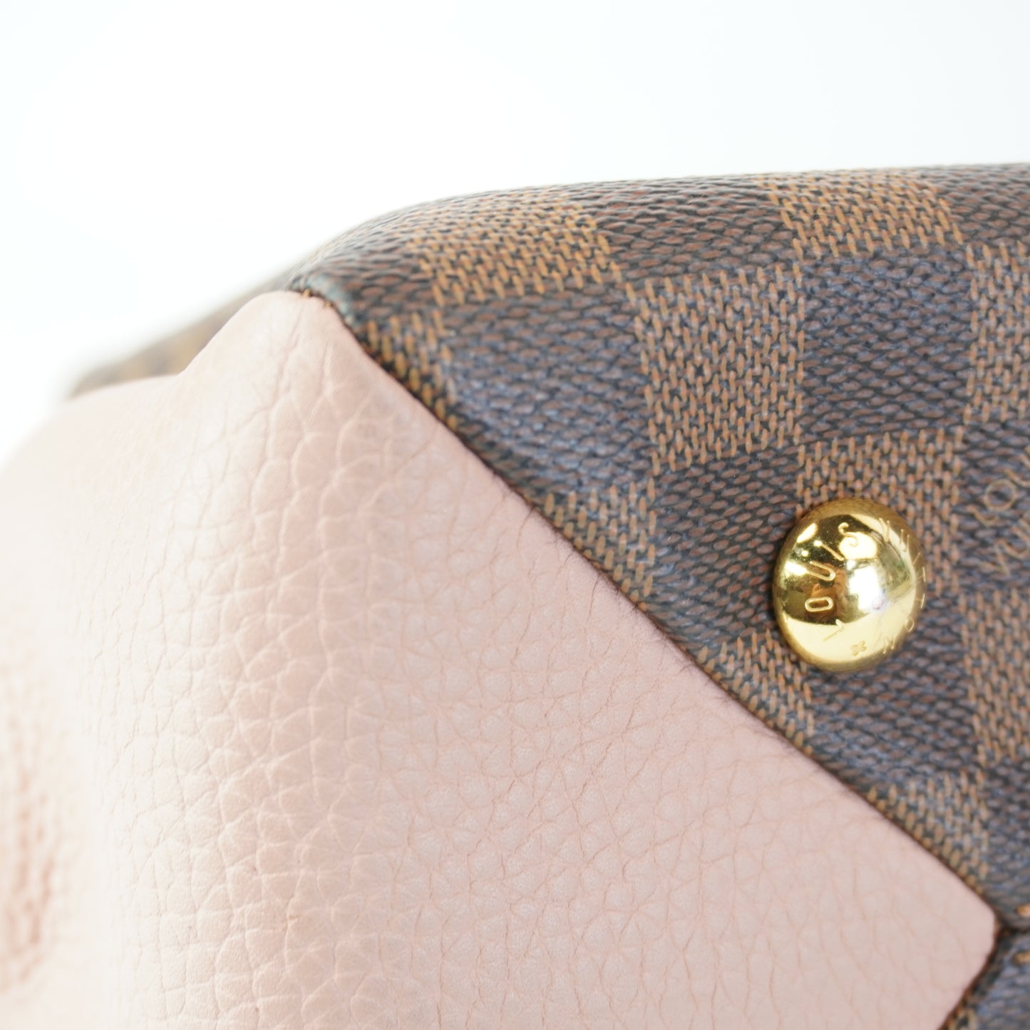 Louis Vuitton	Brittany Pink/Mono