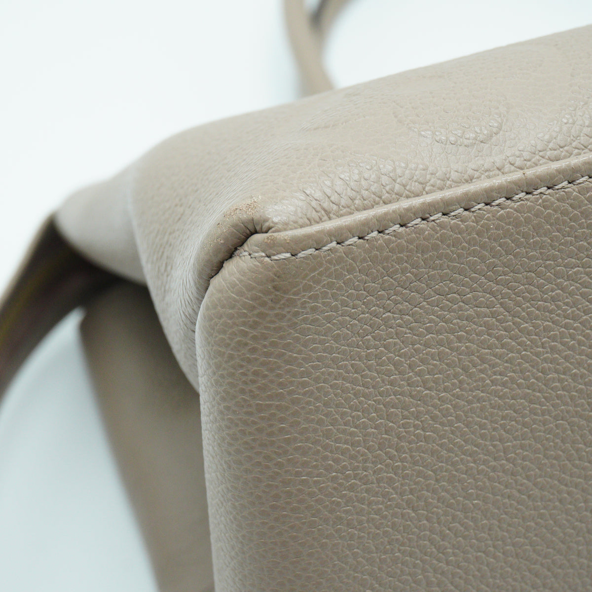 Louis Vuitton Grand Palais Medium Beige GHW