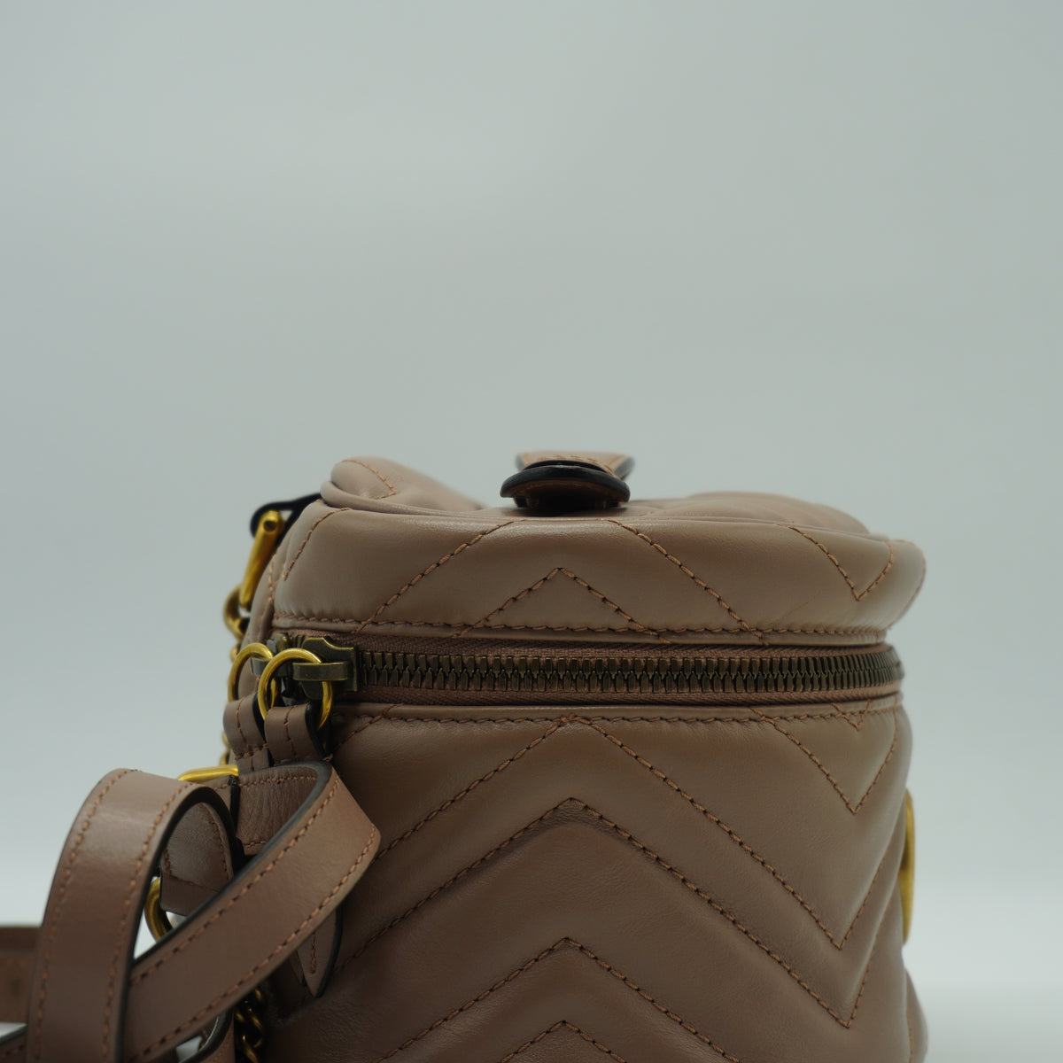 Gucci	Pre-Owned GG Marmont Vanity Matelasse Leather Backpack Mini beige GHW