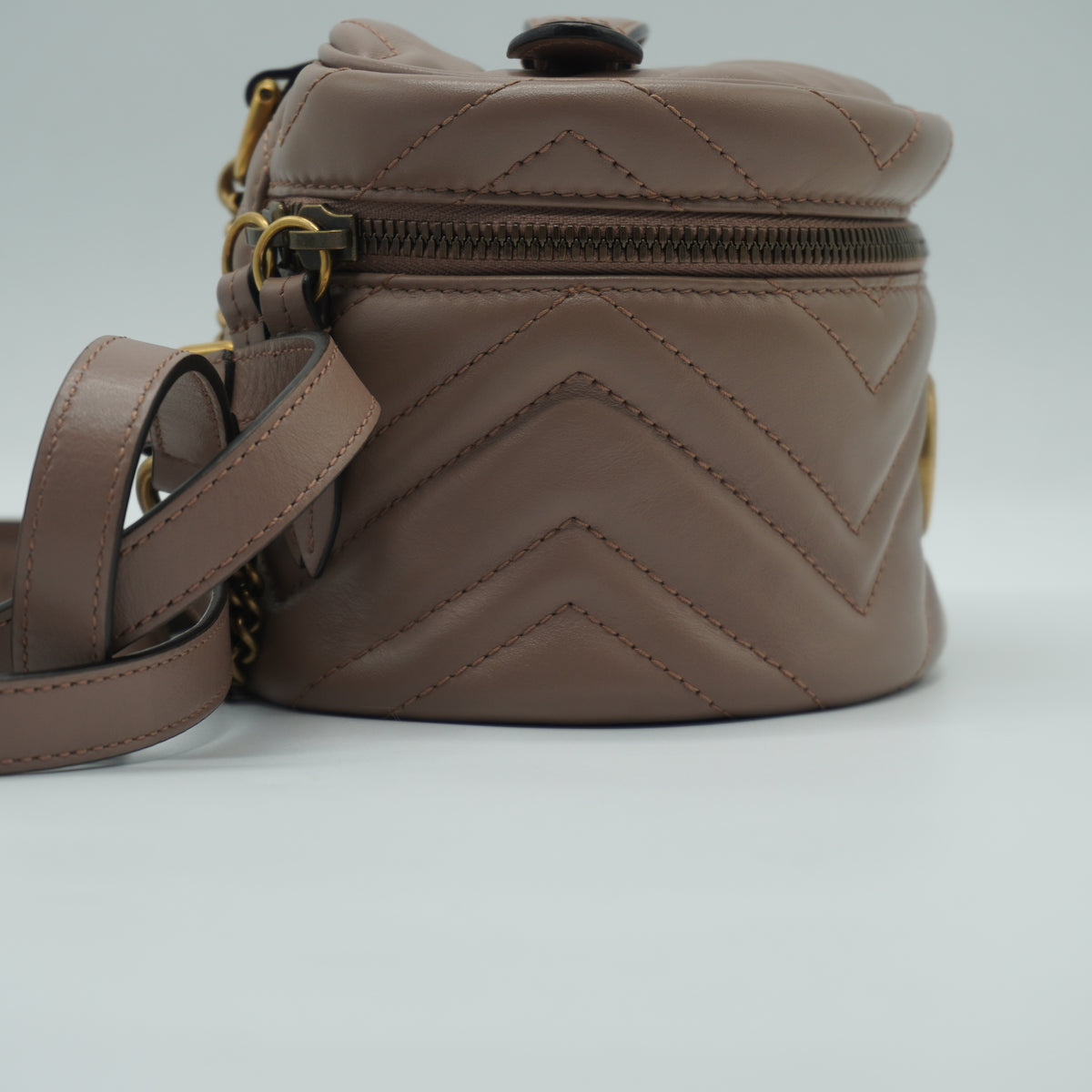 Gucci	Pre-Owned GG Marmont Vanity Matelasse Leather Backpack Mini beige GHW