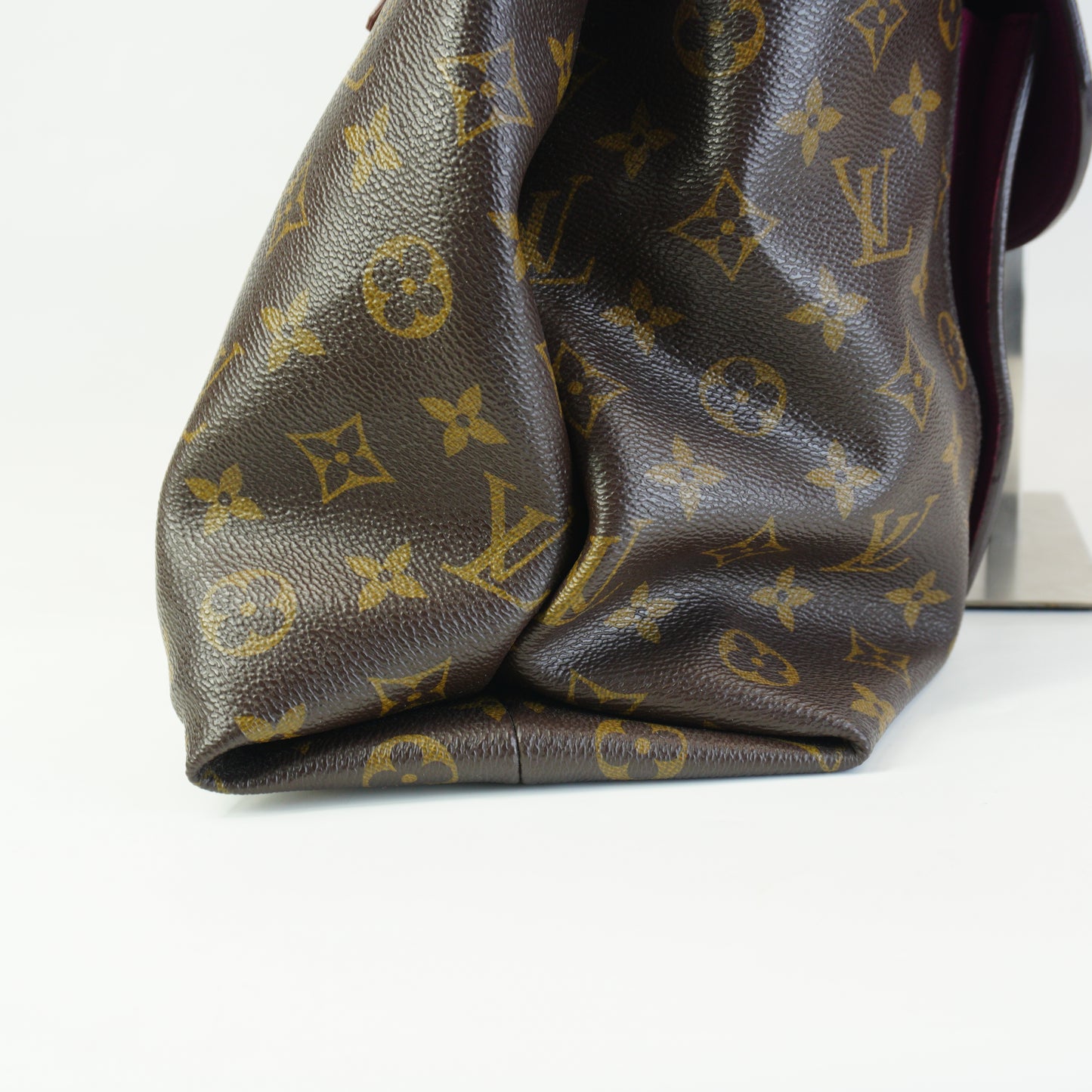 Louis Vuitton	Olympe Bag Aurore Mono Large Burgundy GHW