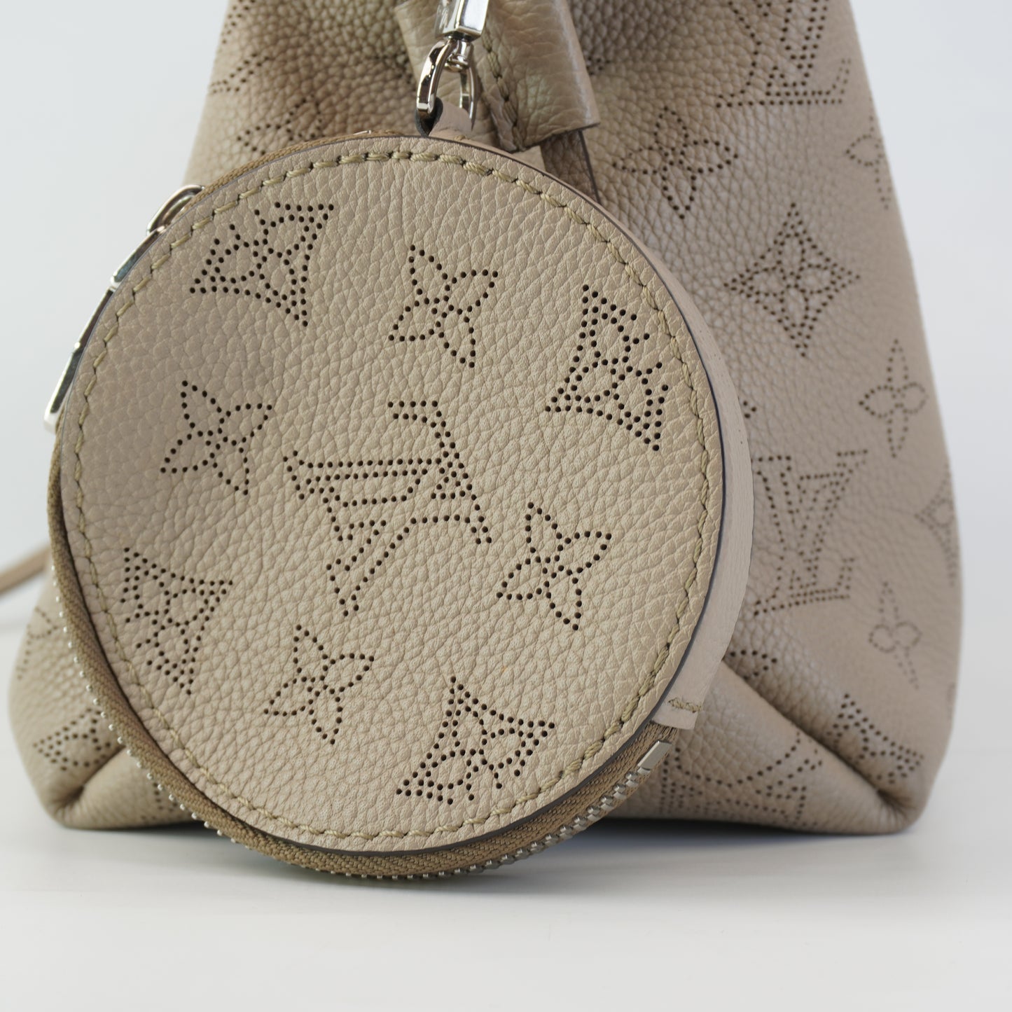 Louis Vuitton	Bella Bucket