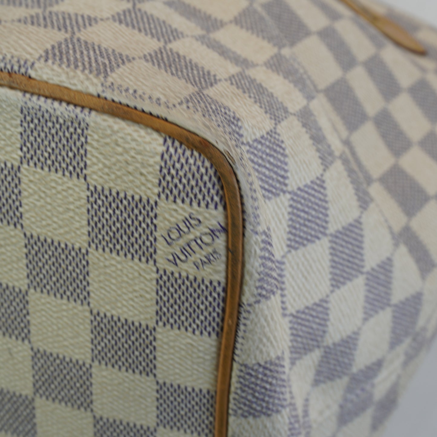 Louis Vuitton	Damier Azur Saleya Tote Bag GHW Large