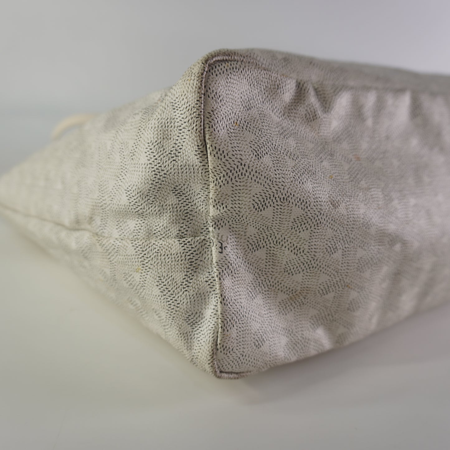Goyard Saint Louis PM Tote White
