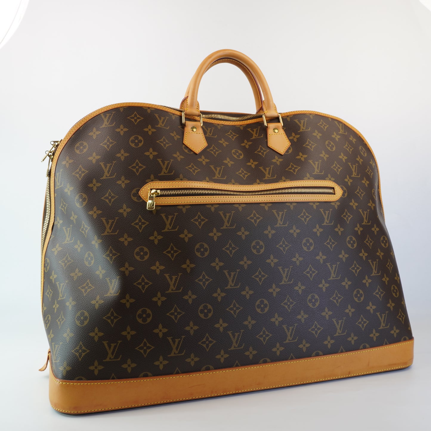 Louis Vuitton	Alma Voyage GM