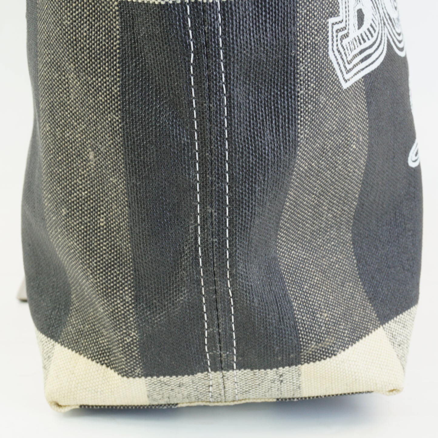 Burberry	Coated Canvas Tote Bag Large