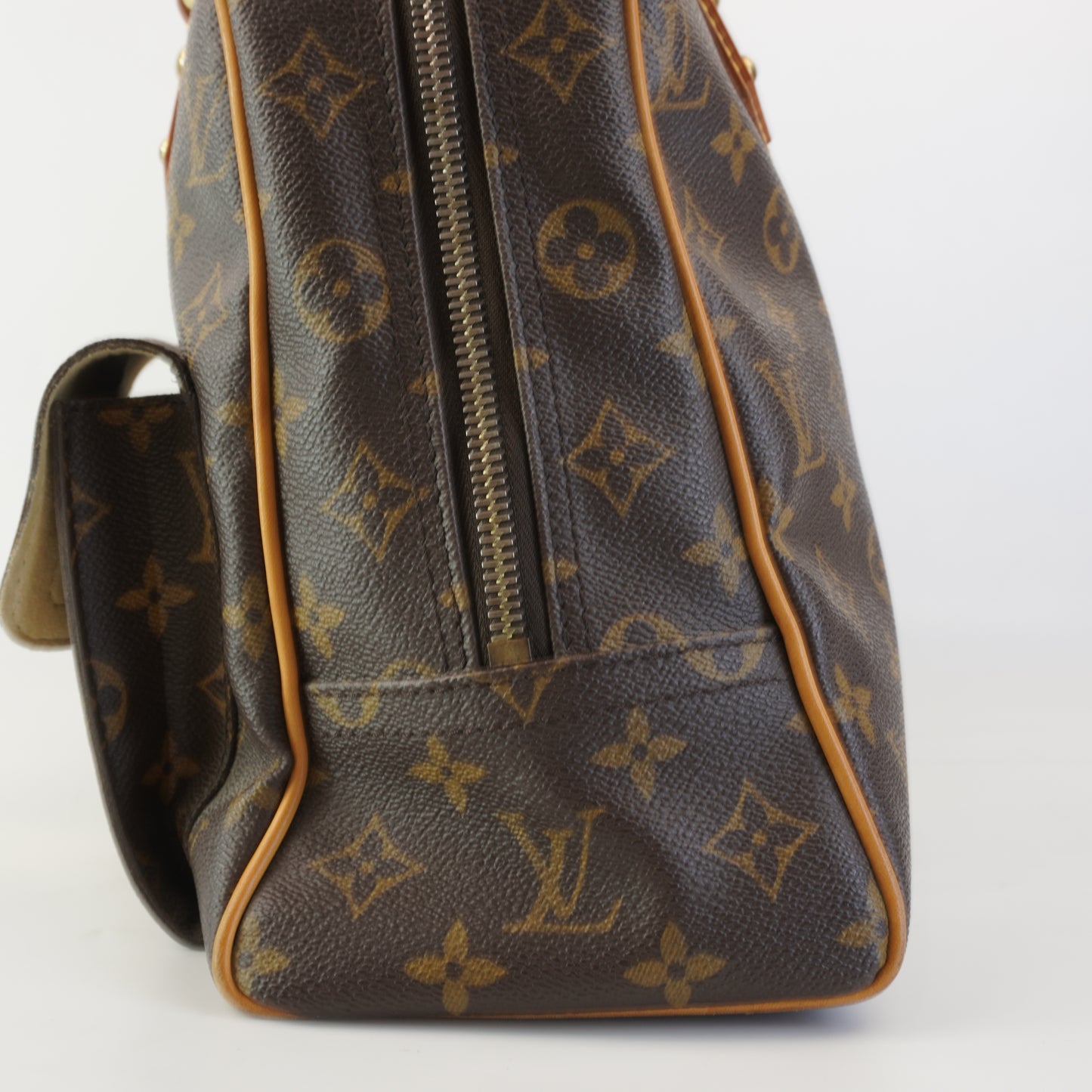 Louis Vuitton Monogram Monhattan GM M40025