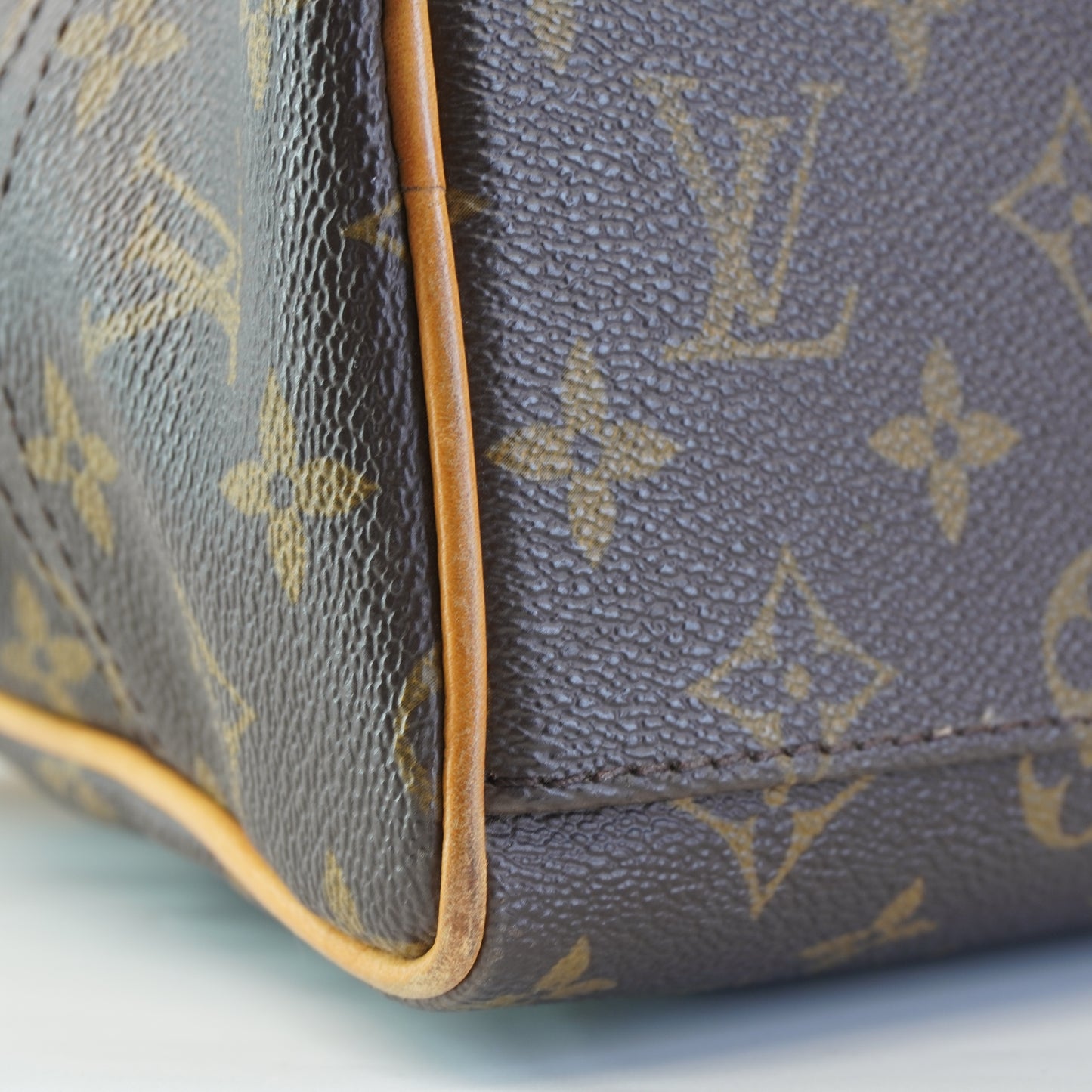 Louis Vuitton Monogram Monhattan GM M40025