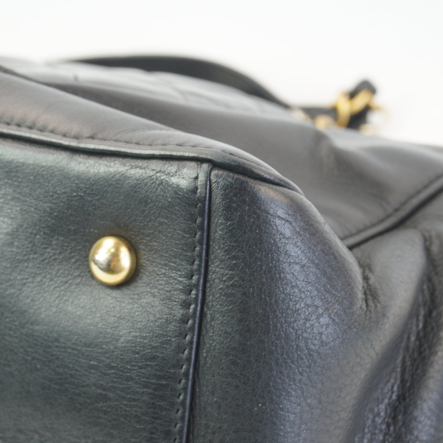 Chanel Matelasse Lambskin Shoulder Bag GHW Medium