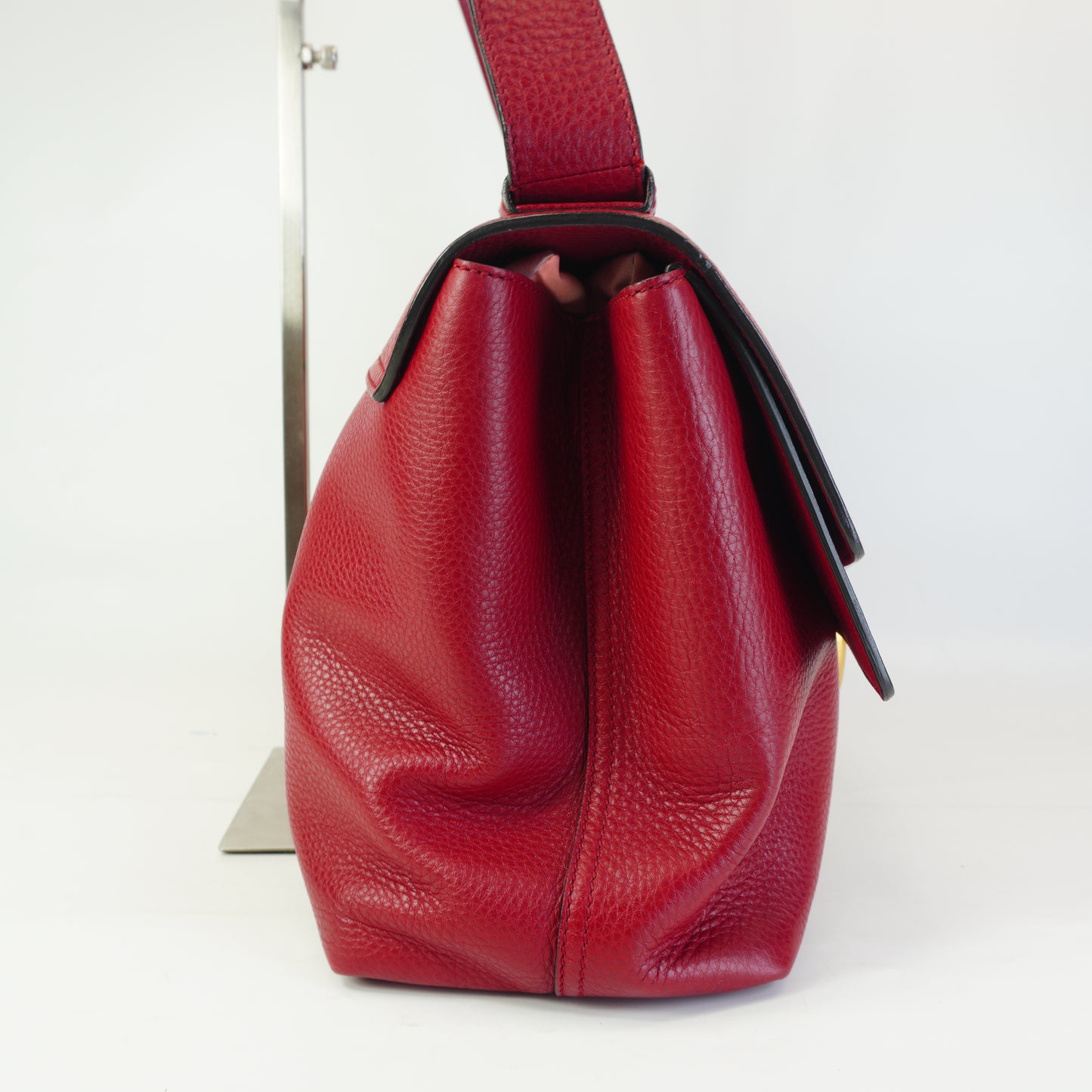 Gucci GG Leather Shoulder Bag Large Red GHW