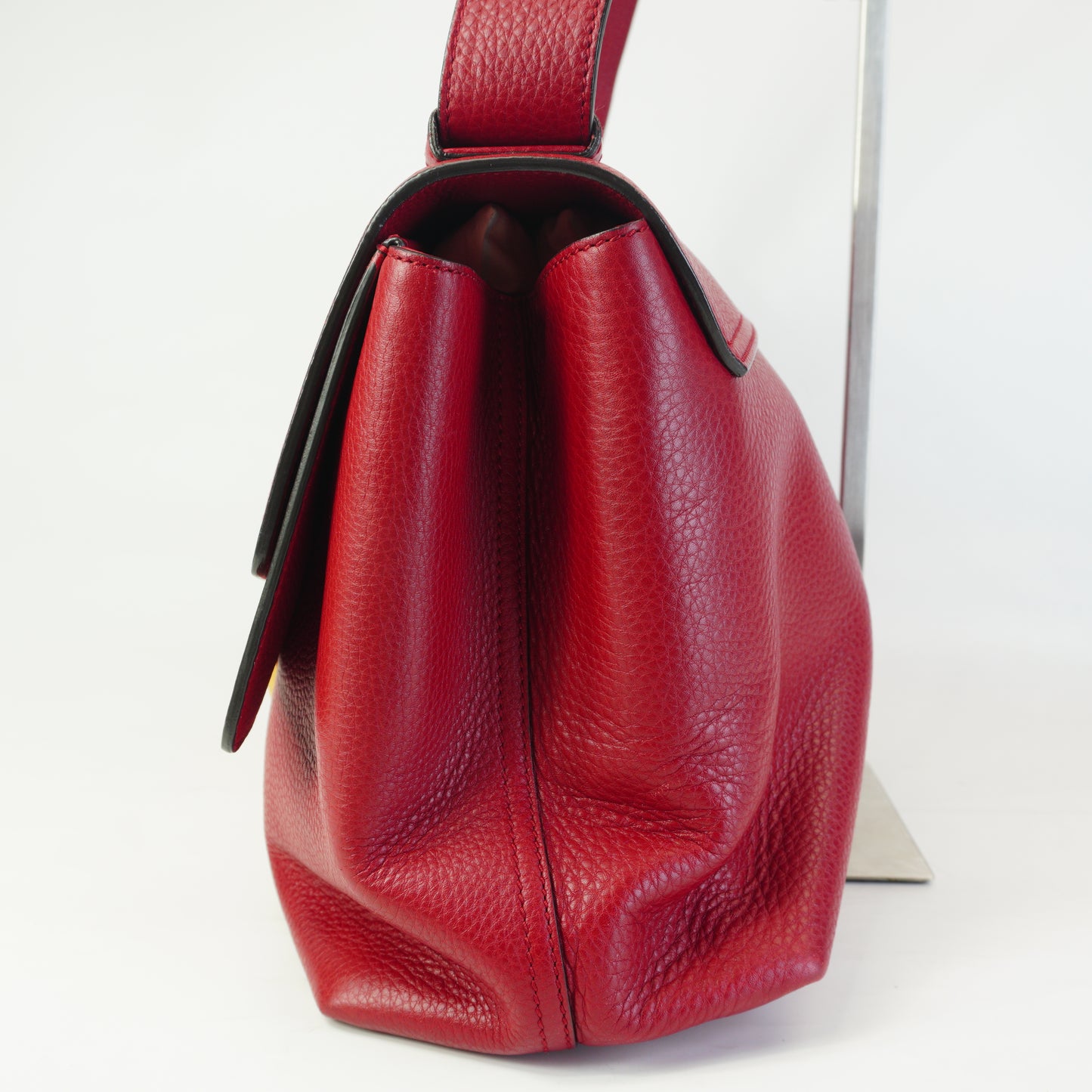 Gucci GG Leather Shoulder Bag Large Red GHW