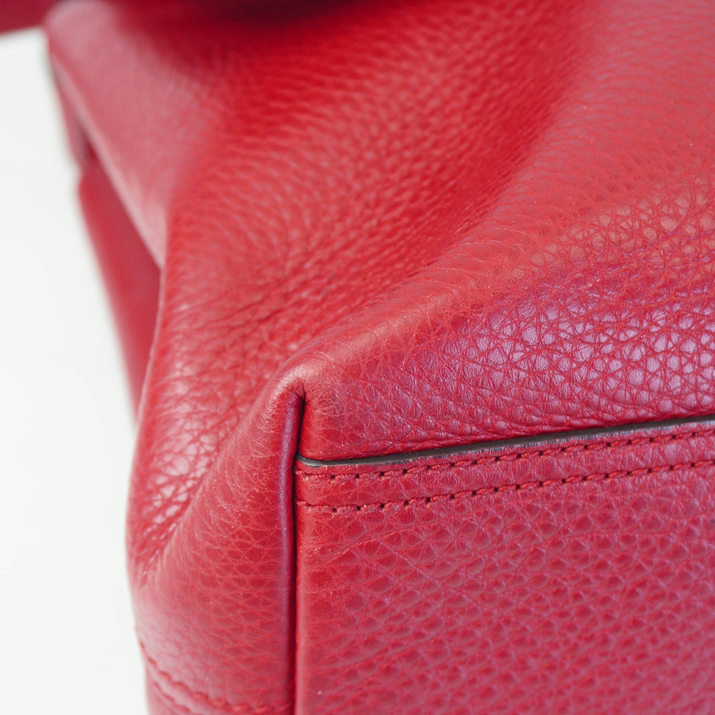 Gucci GG Leather Shoulder Bag Large Red GHW