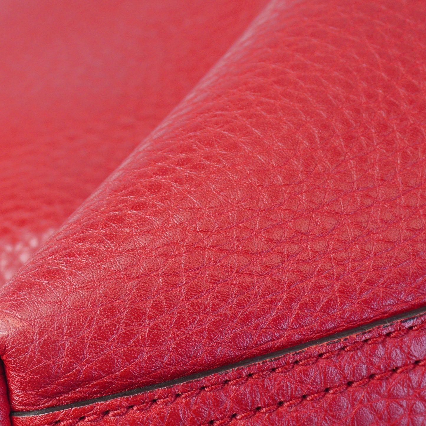 Gucci GG Leather Shoulder Bag Large Red GHW