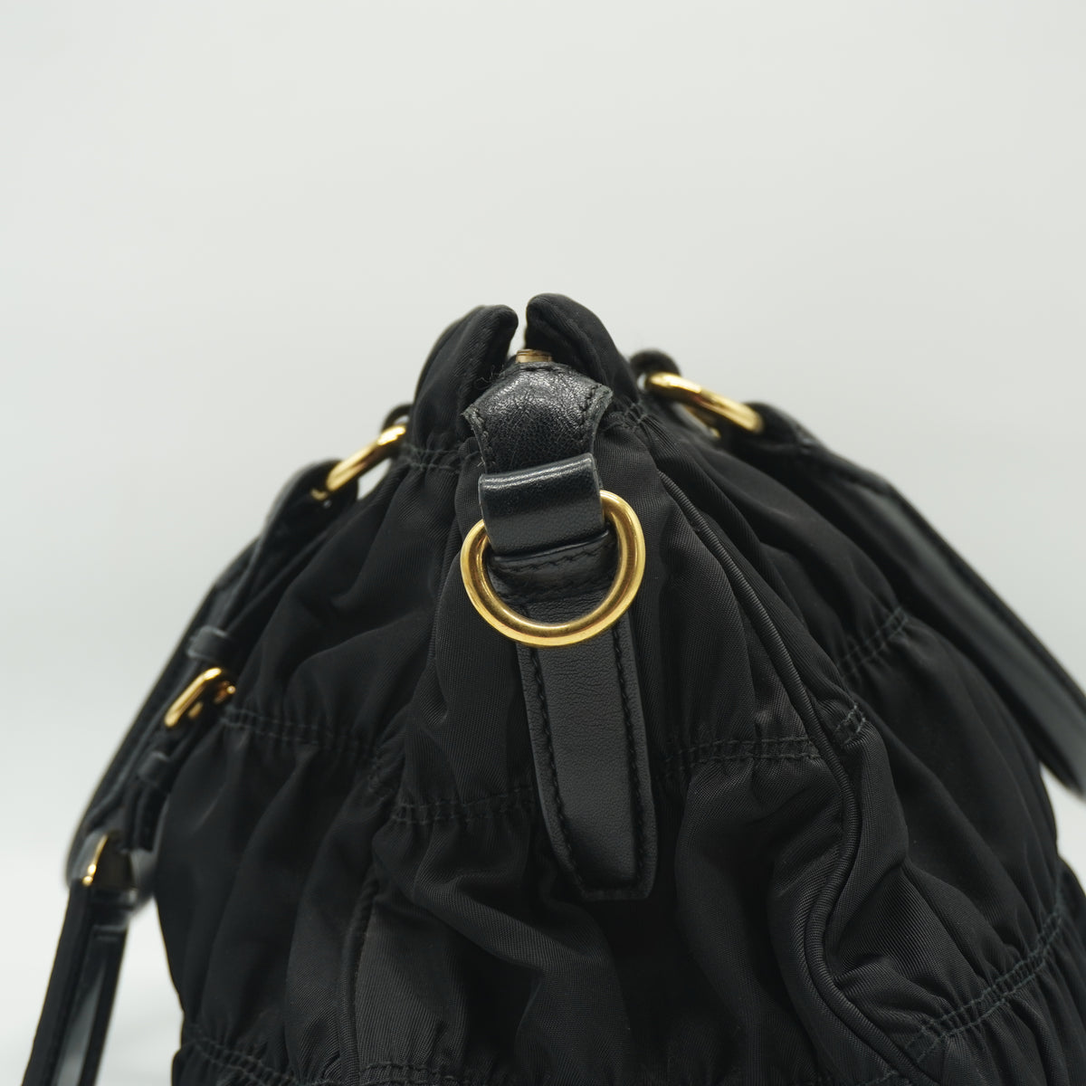 Prada	Gaufre Tessuto Medium Black GHW