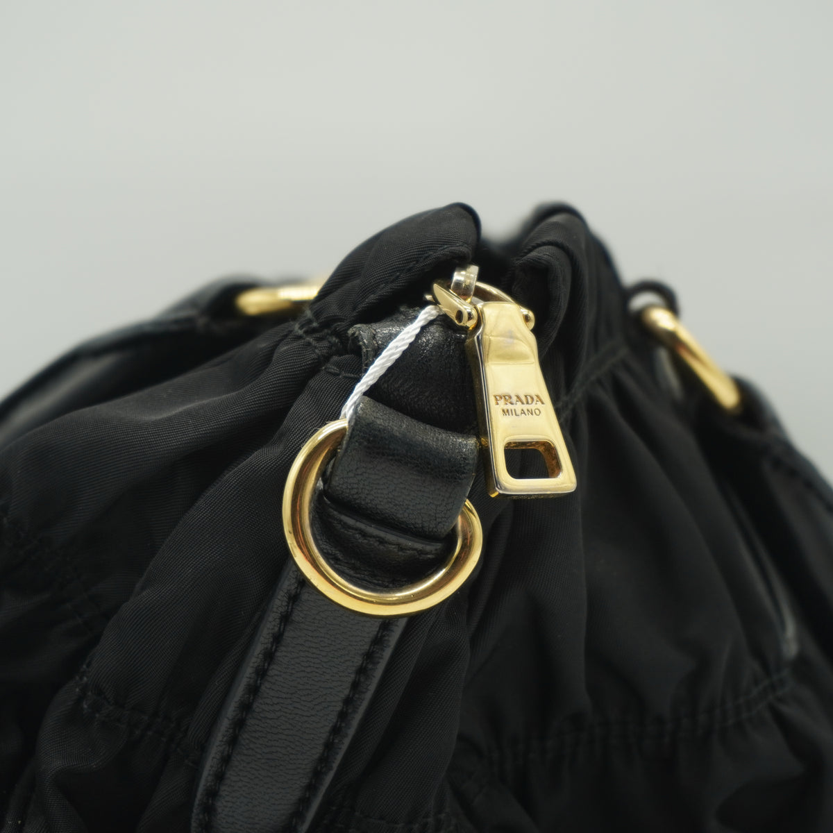 Prada	Gaufre Tessuto Medium Black GHW