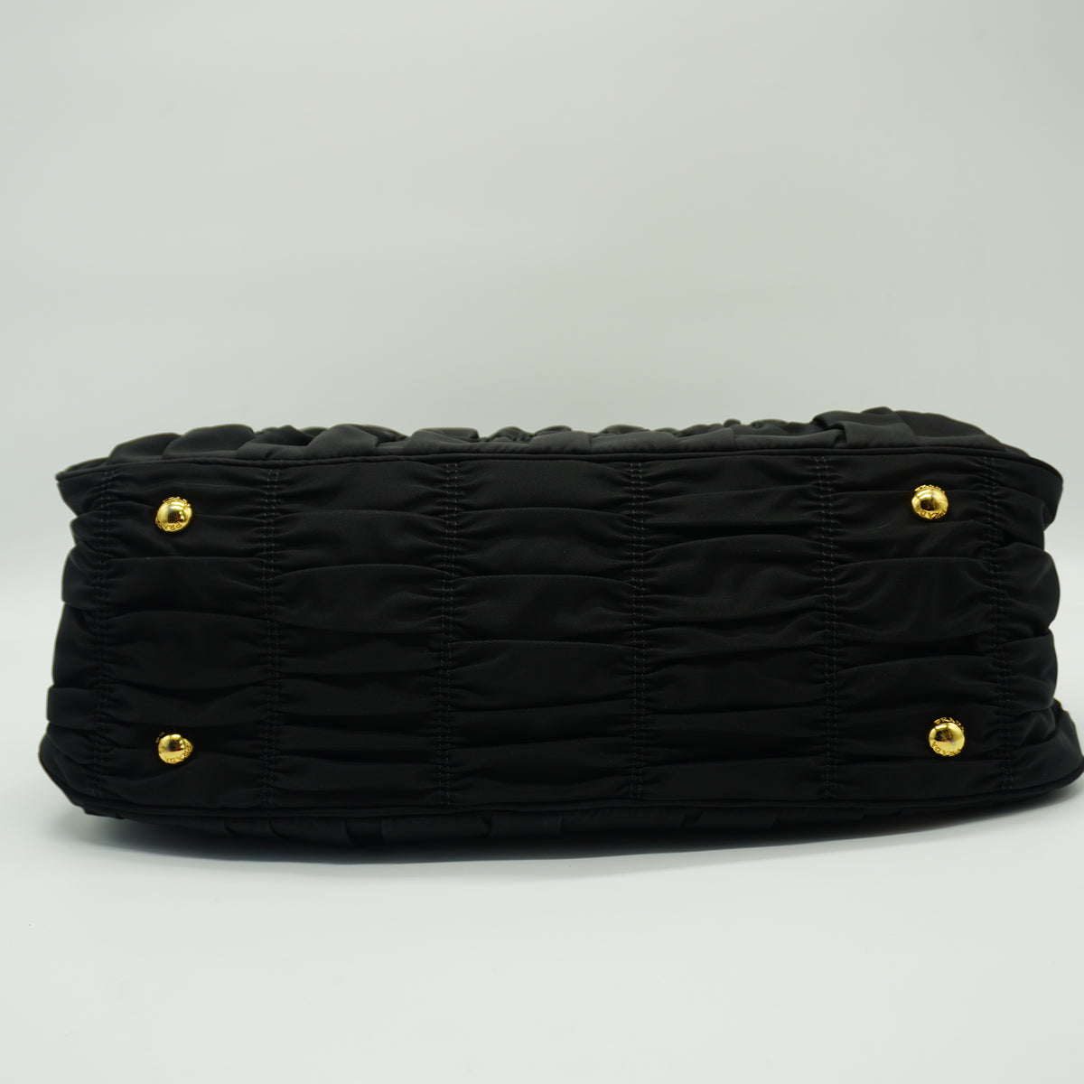 Prada	Gaufre Tessuto Medium Black GHW