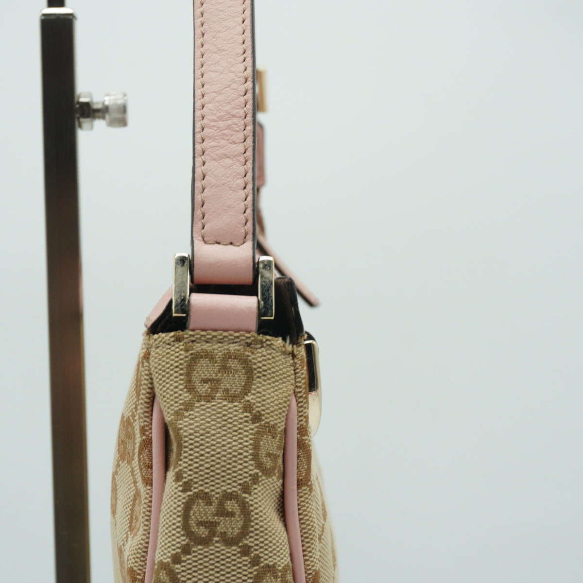 Gucci GG SUpreme Pochette GHW