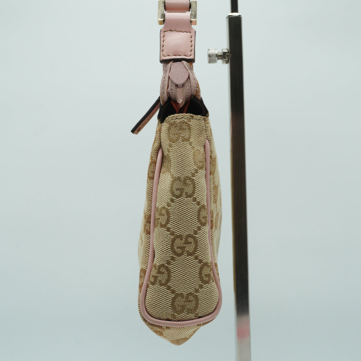 Gucci GG SUpreme Pochette GHW