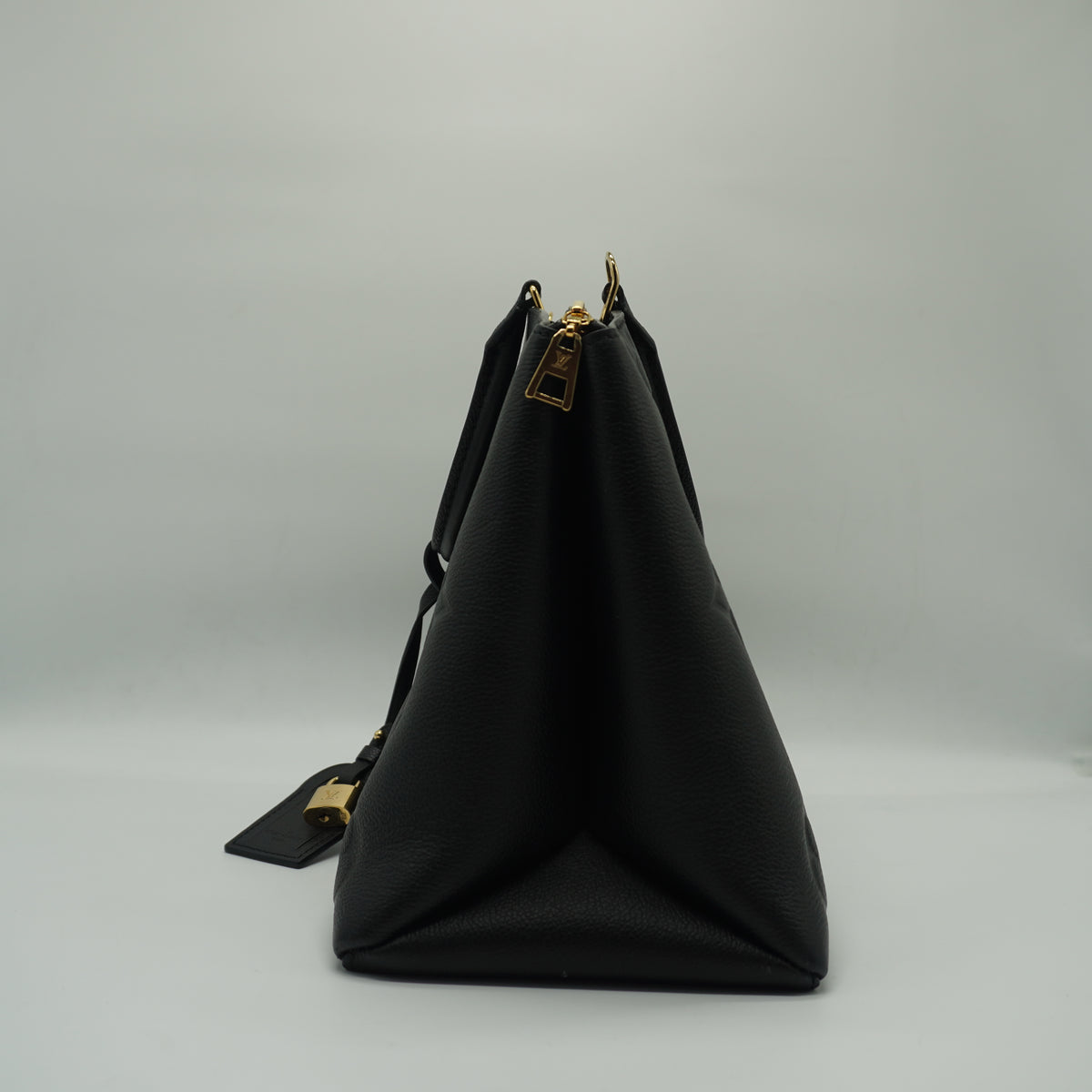 Louis Vuitton	Grand Palais MM Black GHW