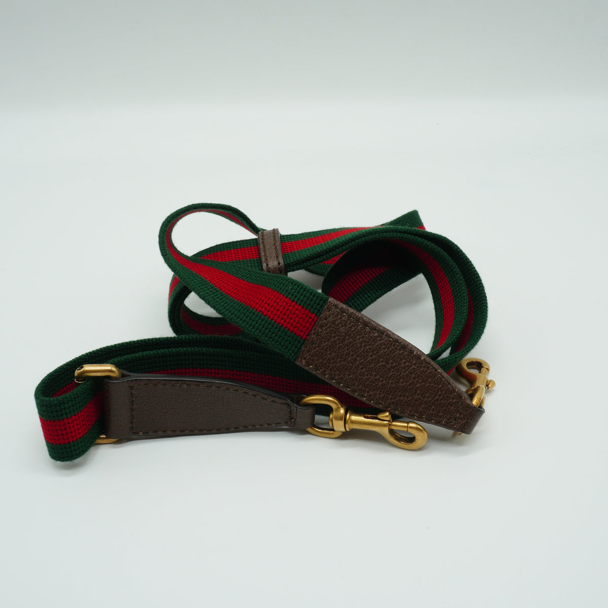 Gucci GG Supreme Courrier Pouch GHW Medium