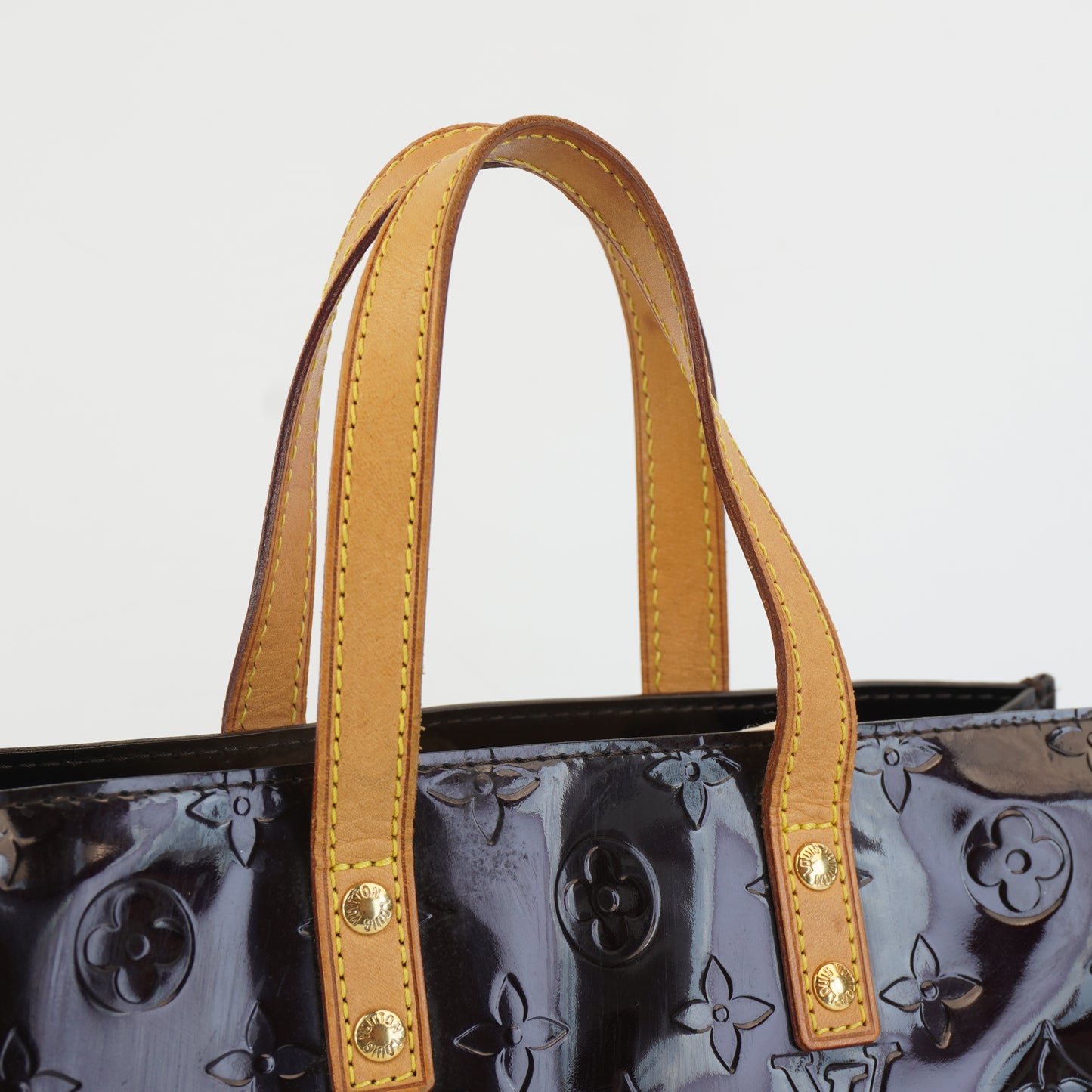 Louis Vuitton	Vernis Handbag