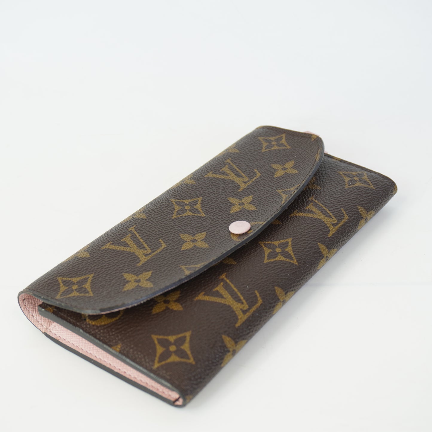 Louis Vuitton	Emilie Wallet